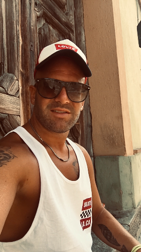 Accompagnatore gigolo Cristian