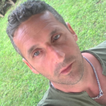 Accompagnatore gigolo Rendy