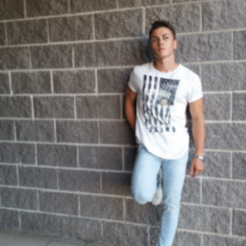 Accompagnatore gigolo Nicholass