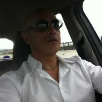 Accompagnatore gigolo Pino