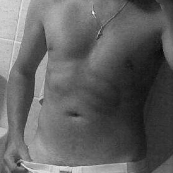 Accompagnatore gigolo Leonardogigolo