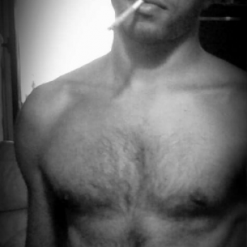 Accompagnatore gigolo Corte18