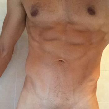 Accompagnatore gigolo Alberti