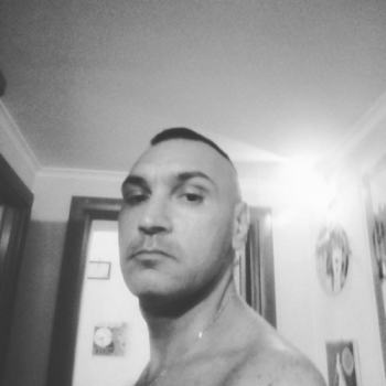 Accompagnatore gigolo GroundLove