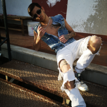 Accompagnatore gigolo Andreami