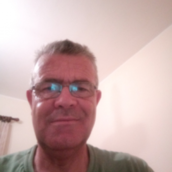 Accompagnatore gigolo Passerrotto