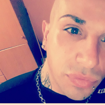 Accompagnatore gigolo Salvatore213