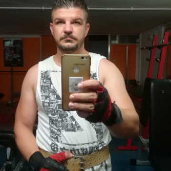 Accompagnatore gigolo Deepdaniel