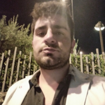 Accompagnatore gigolo Nicol