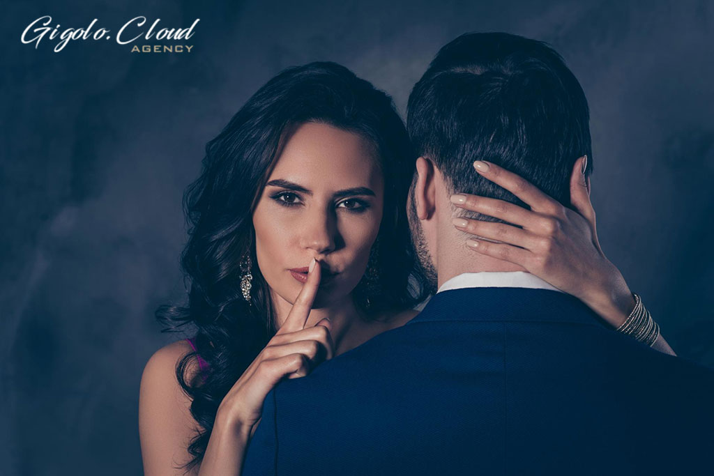 Cosa spinge una donna sposata a cercare un gigolò?