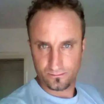 Accompagnatore gigolo Nino1