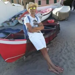 Accompagnatore gigolo Giovulpix