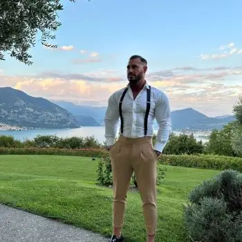 Accompagnatore gigolo Bryan