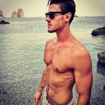 Accompagnatore gigolo Leon