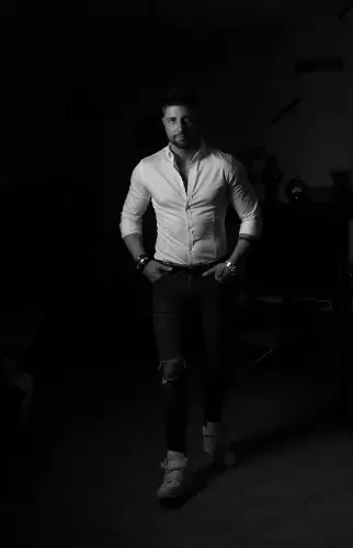 Accompagnatore gigolo Matteo