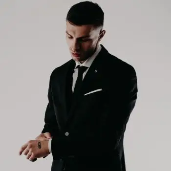 Accompagnatore gigolo Justin