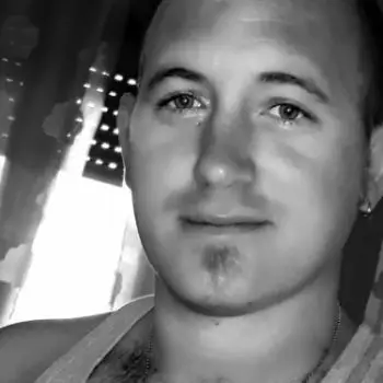 Accompagnatore gigolo Nicola85