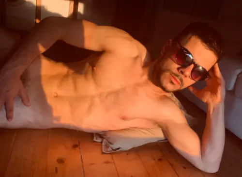 Accompagnatore gigolo Brayan89.
