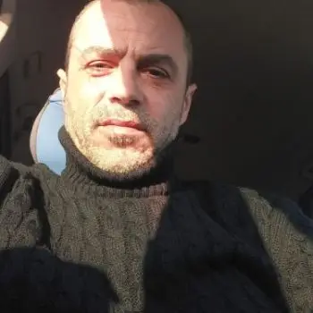 Accompagnatore gigolo Tony