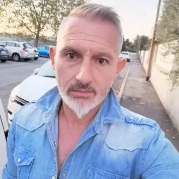 Accompagnatore gigolo Sultano73