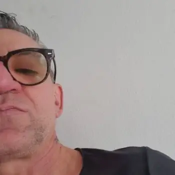 Accompagnatore gigolo Giuseppe