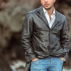 Accompagnatore gigolo Adrien