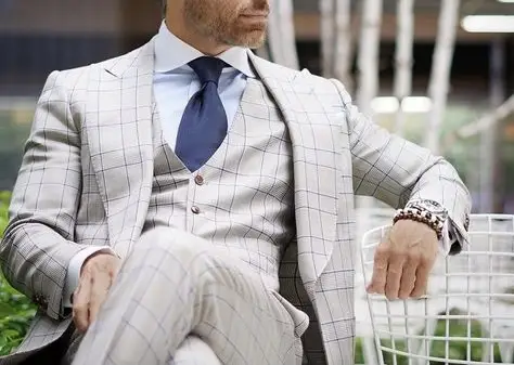 Riflessione di un semplice Gigolo non laureato