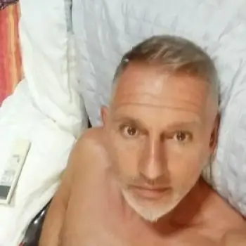 Accompagnatore gigolo Sultano73