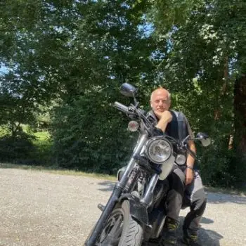 Accompagnatore gigolo Roberto