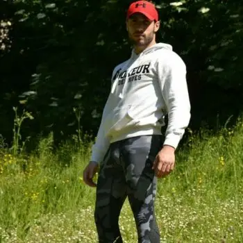 Accompagnatore gigolo Niky