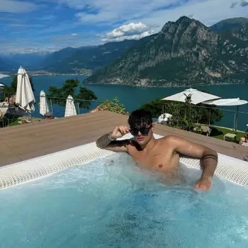 Accompagnatore gigolo Nathan