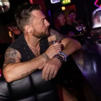 Accompagnatore gigolo Manni