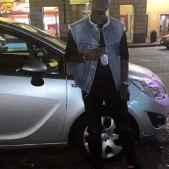 Accompagnatore gigolo Lorenzo96