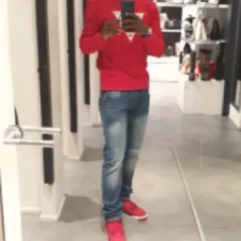 Accompagnatore gigolo DOA