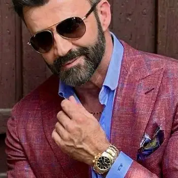 Accompagnatore gigolo Roy