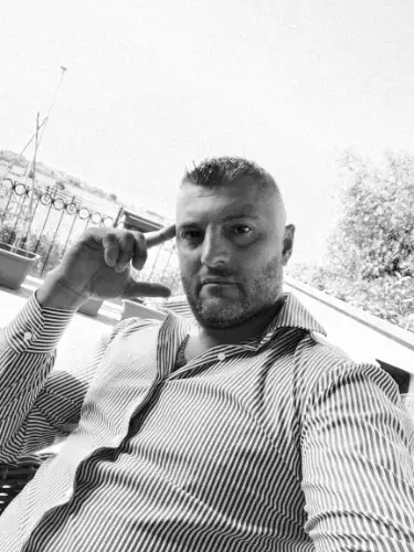 Accompagnatore gigolo Francyluk