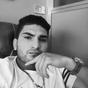 Accompagnatore gigolo Andrea69