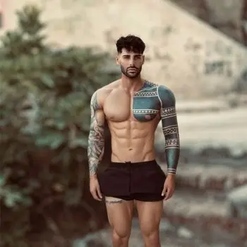 Accompagnatore gigolo Ryan Bale