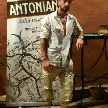 Accompagnatore gigolo Orazio