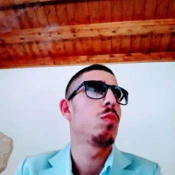 Accompagnatore gigolo Giovanni
