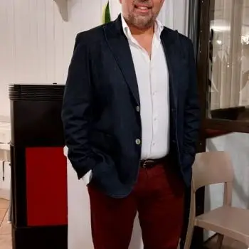 Accompagnatore gigolo Emiro