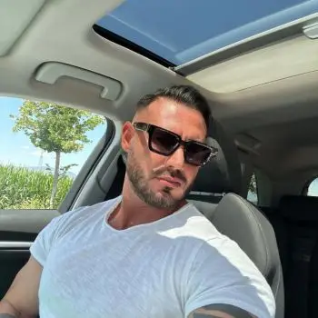 Accompagnatore gigolo Bryan