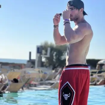 Accompagnatore gigolo Chris