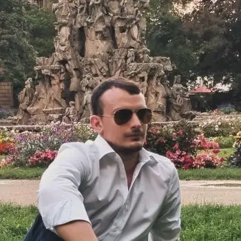 Accompagnatore gigolo Alexios23