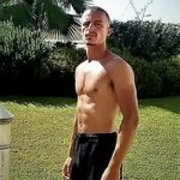 Accompagnatore gigolo Mattja