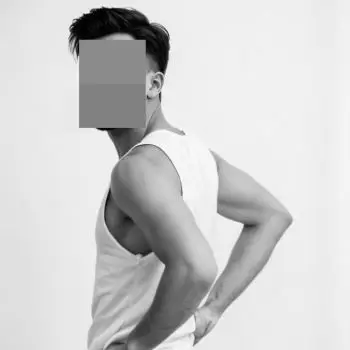 Accompagnatore gigolo Ravian