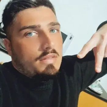 Accompagnatore gigolo Antonapoli