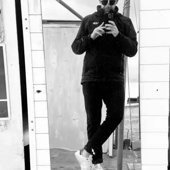 Accompagnatore gigolo Panismo