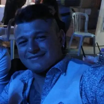 Accompagnatore gigolo Yuri