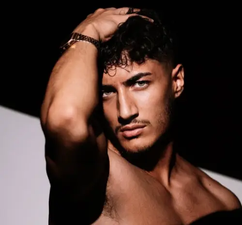 Accompagnatore gigolo Alex